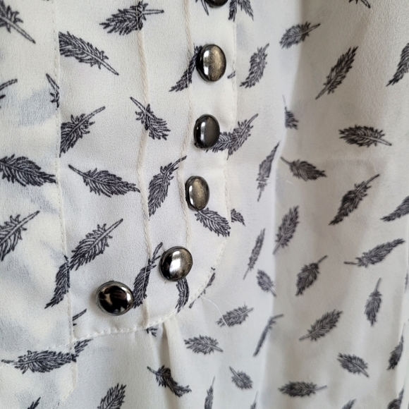 Bardot Feather Print Blouse - Picture 2 of 7